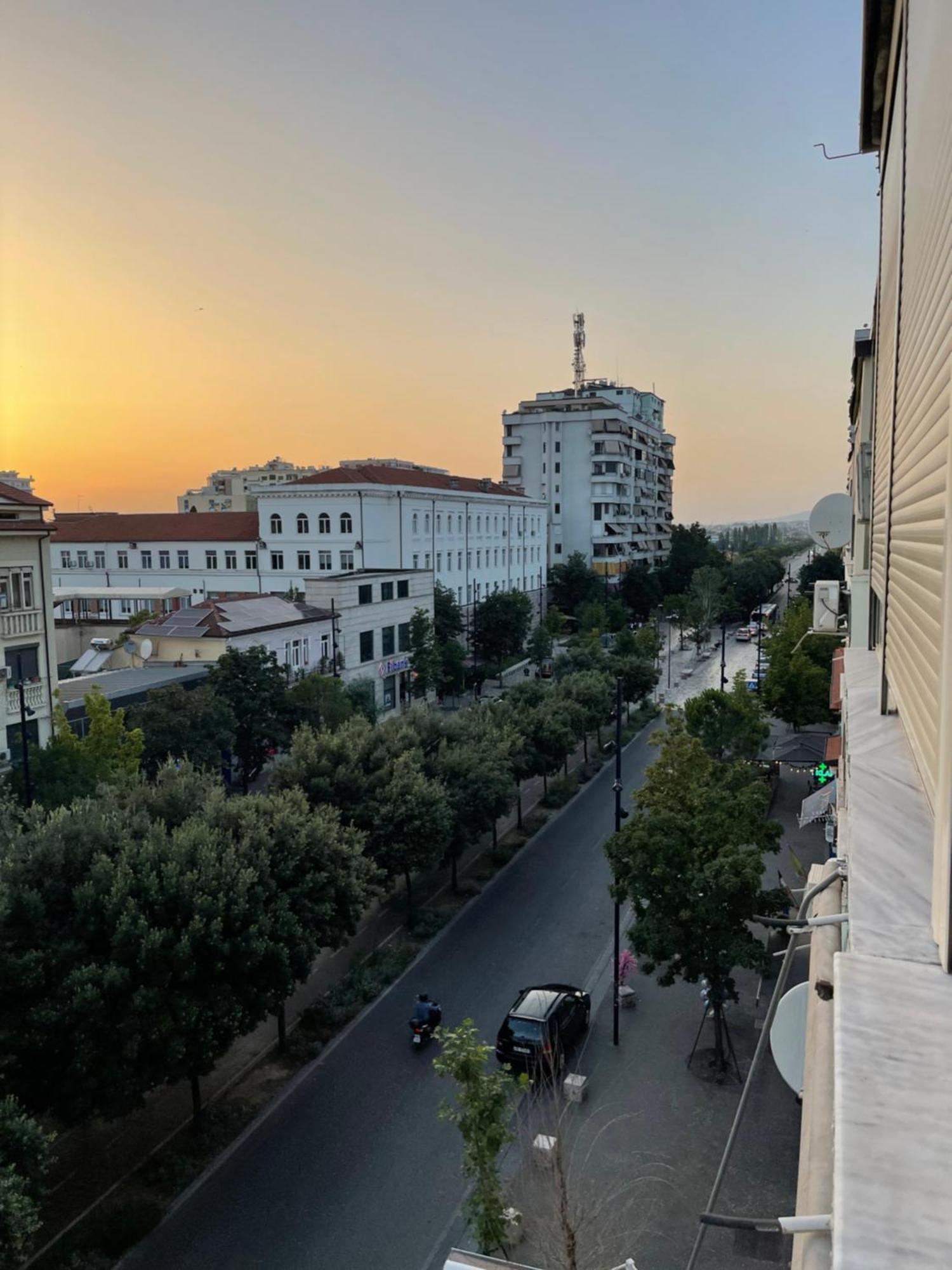 Urban City Center Тирана Екстер'єр фото